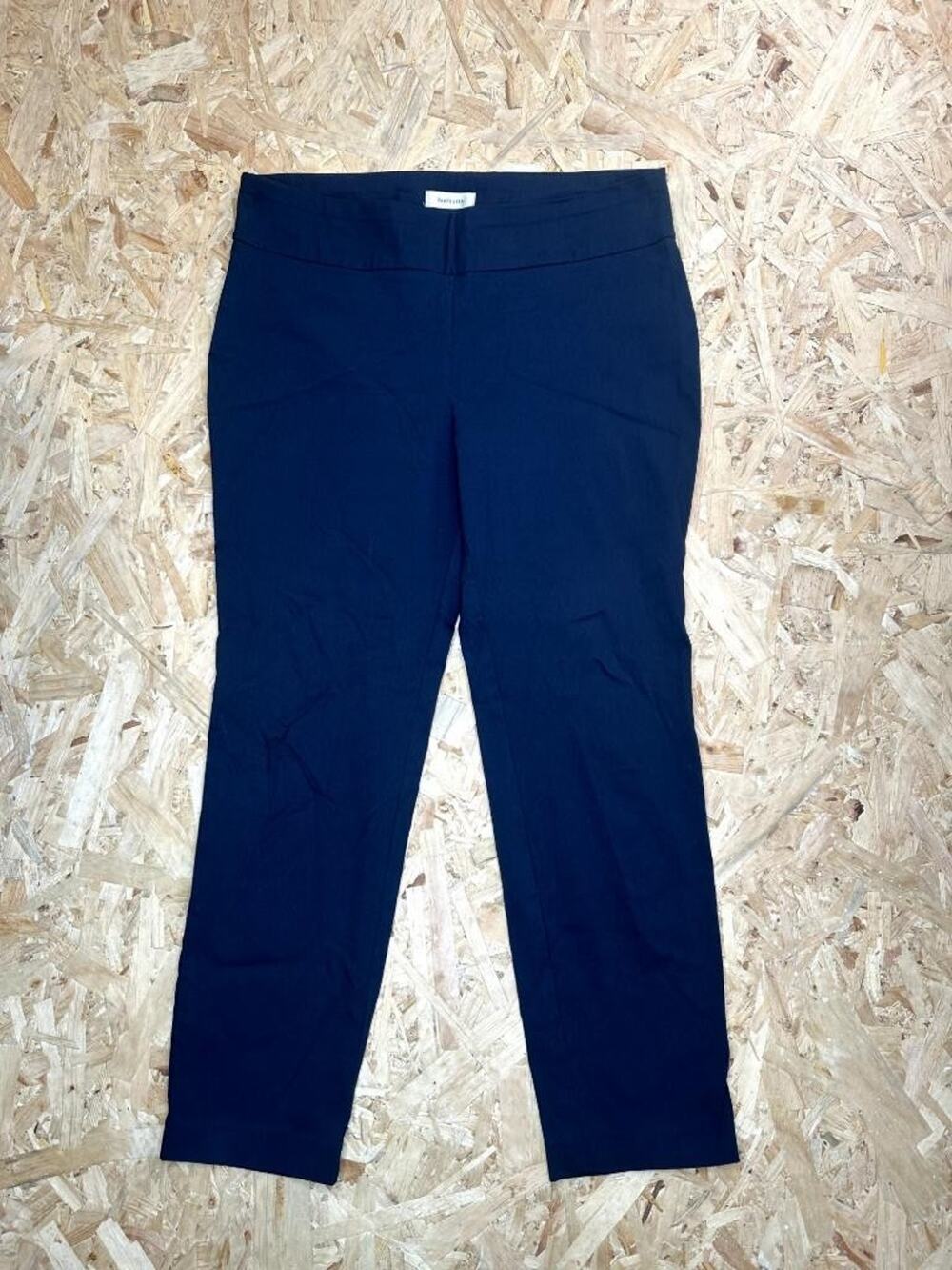 Van Heusen Women's Stretch Dress Pants Size 12 Navy Blue Flat Front Trousers